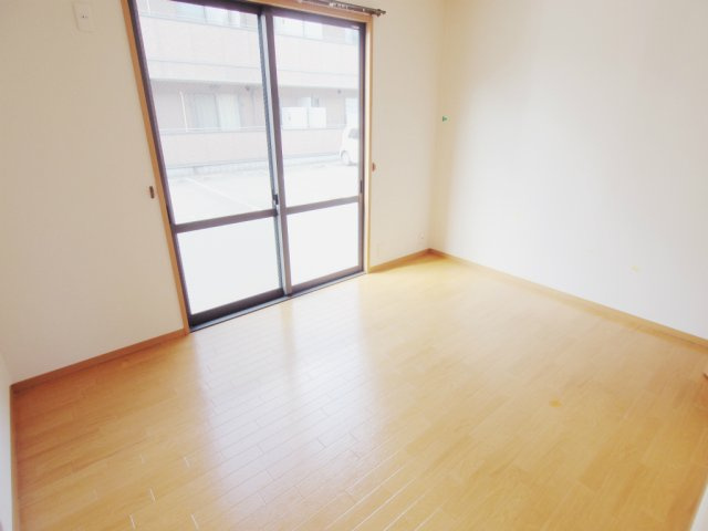 サンビレッジ府中Bの洋室