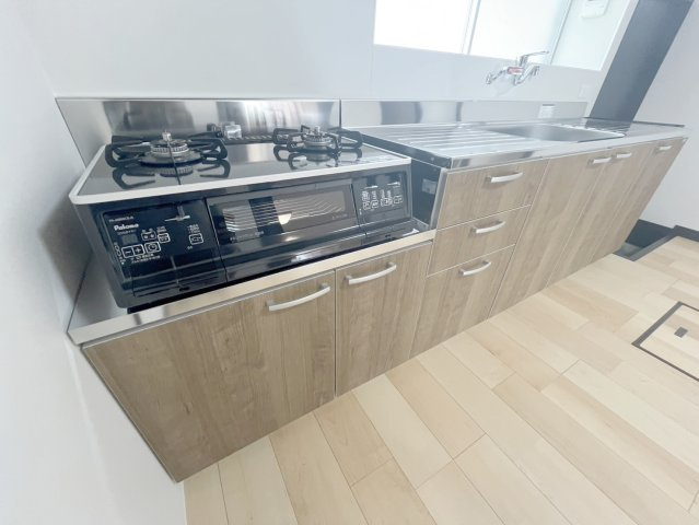 桜ヶ丘戸建のキッチン