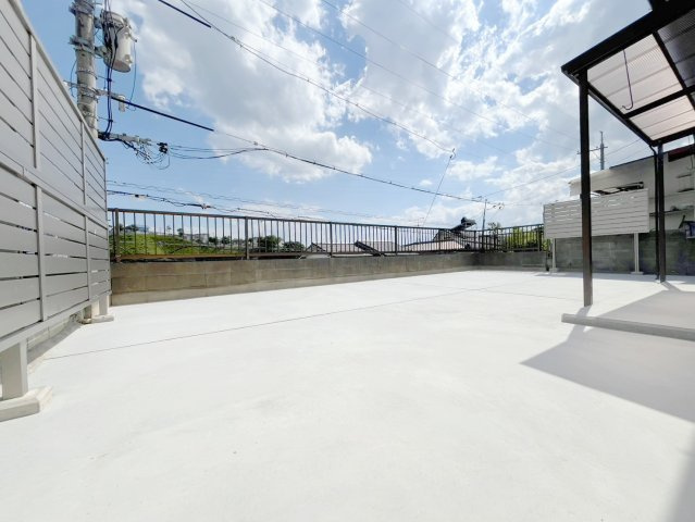 桜ヶ丘戸建の庭