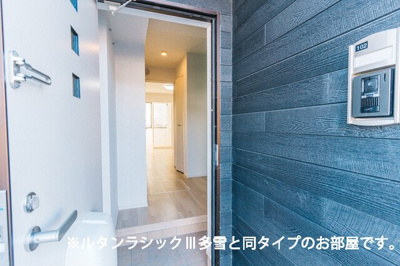 【玄関】 | レガリア駅東