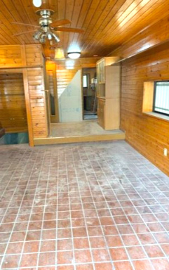 安立４丁目店舗の内装