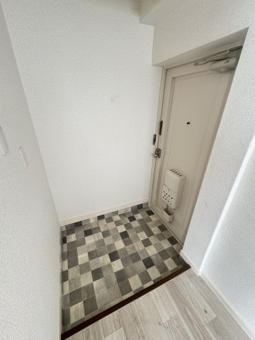 望月マンションの玄関