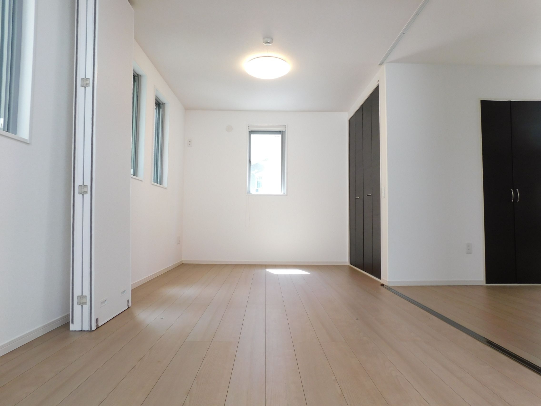 住吉5丁目戸建の居間・リビング