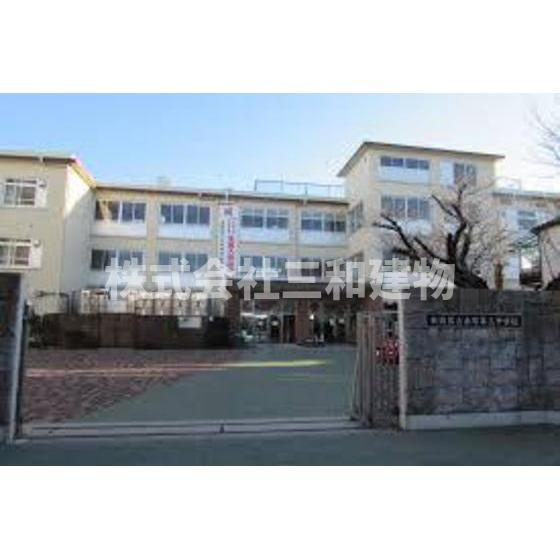 ファミーユ・ドミの周辺|中学校「板橋区立赤塚第三中学校まで732ｍ」