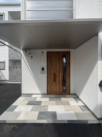 クリエオーレ元浜町のエントランス
