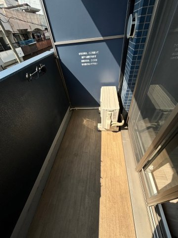プレサンスOSAKA DOMECITYスクエアのバルコニー