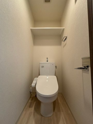 プレサンスOSAKA DOMECITYスクエアのトイレ