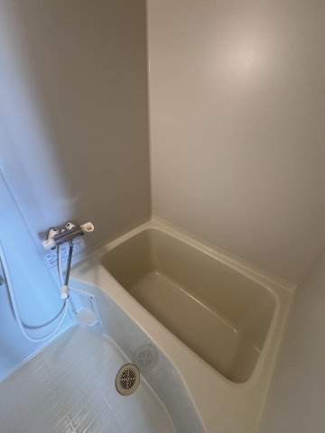 ベルエアー塚本の浴室