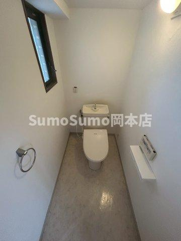 レジデンス住吉のトイレ|シンプルで使いやすいトイレです