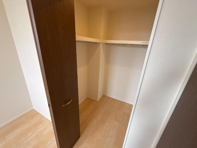 ボスコ三本木の収納|ウォークインクローゼット