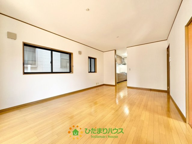 幸手市東３丁目　中古一戸建ての居間・リビング|2026年7月20日　撮影