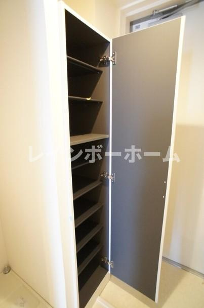 仲介手数料（賃料の1.10ヵ月）の50％OFF対象物件！の収納