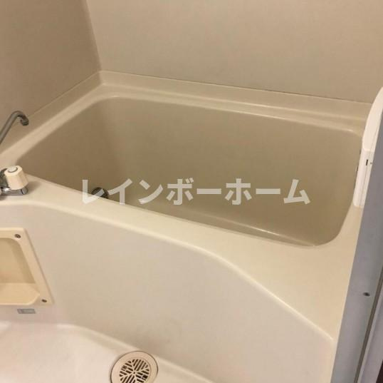 プロムナード２番館 特典：仲介手数料が無料です!!の浴室|コンパクトで使いやすいお風呂です