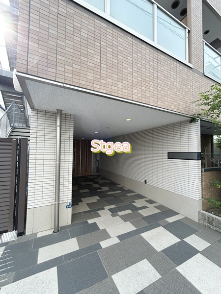 モーヴ粕壁東のエントランス