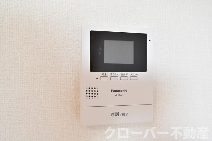 ベルシャトル A棟のセキュリティ|モニタ付インターホン