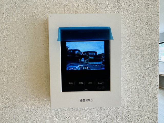 八王子市　片倉町　新築一戸建て　２５期のセキュリティ|～TVモニター付インターホン　訪問者の確認に便利です～