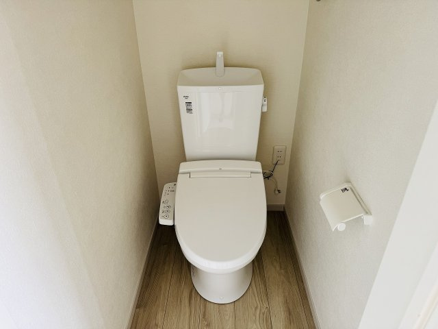 八王子市　片倉町　新築一戸建て　２５期のトイレ|～暖房温水洗浄機能付きトイレ　冬場は特に嬉しい機能ですね～