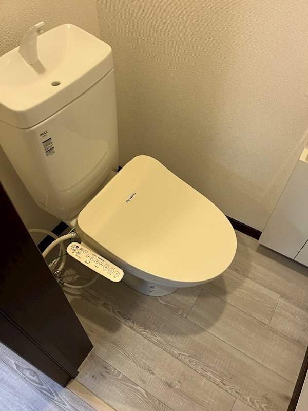 peace湘南  １階のトイレ