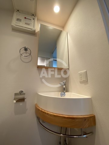 HS梅田EASTの独立洗面台|HS梅田EAST　独立洗面化粧台
