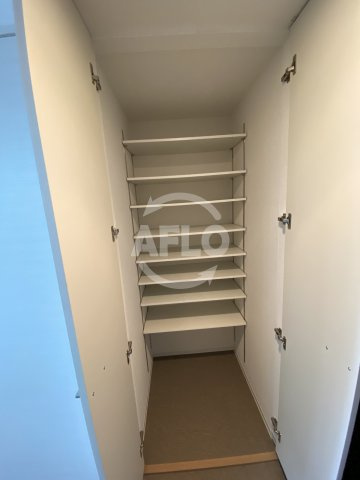 HS梅田EASTの玄関|HS梅田EAST　下駄箱