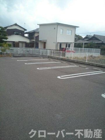 カーサ・ドマーニの駐車場