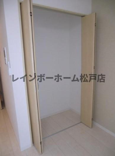 仲介手数料（賃料の1.10ヵ月）の50％OFF対象物件！の収納