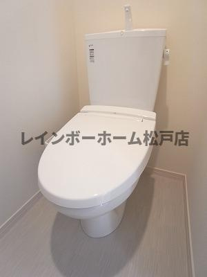 仲介手数料（賃料の1.10ヵ月）の50％OFF対象物件！のトイレ