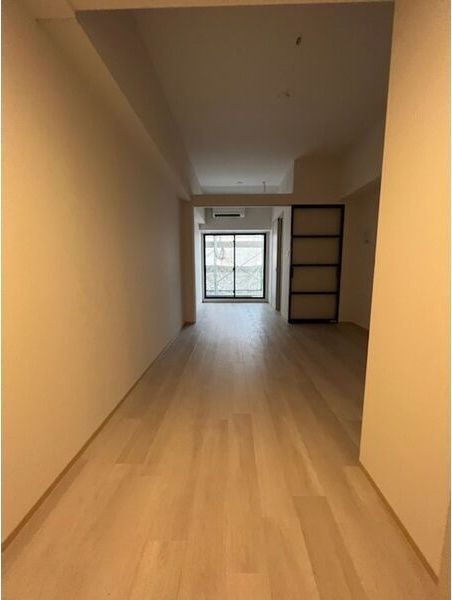 レーヴメゾン出屋敷の玄関