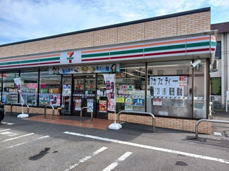 【周辺】 | 楢山川口境アパート | セブンイレブン秋田卸町３丁目店まで680m