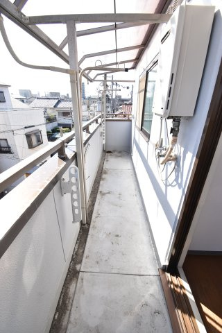 メゾンサイプレイスⅠのバルコニー