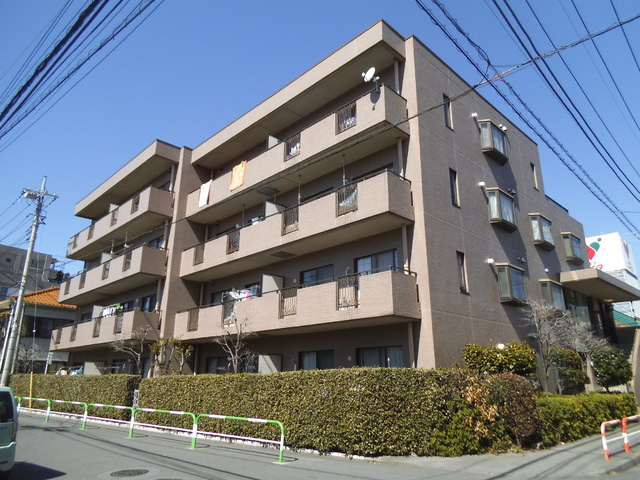 ユングフラウの外観|日当たりの良いバルコニーです！