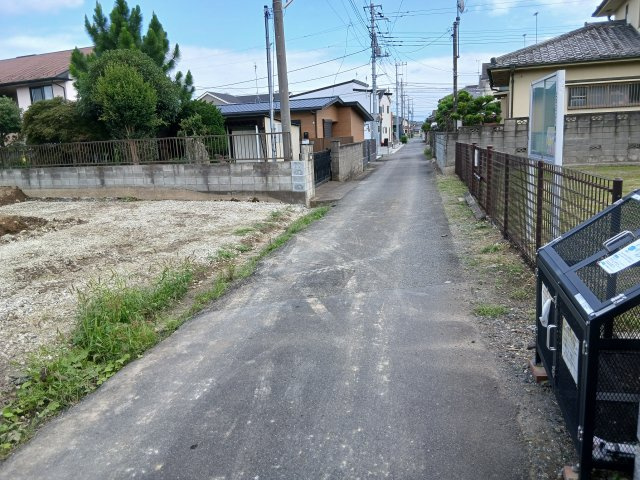 リーブルガーデン．Ｓ　行田桜町　の前面道路含む現地写真|現地前面道路（2026年07月07日）撮影