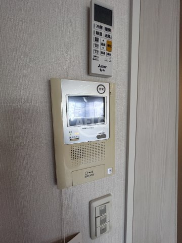 セレニテ江坂四番館のセキュリティ|SERENiTE江坂四番館モニター付きインターホン