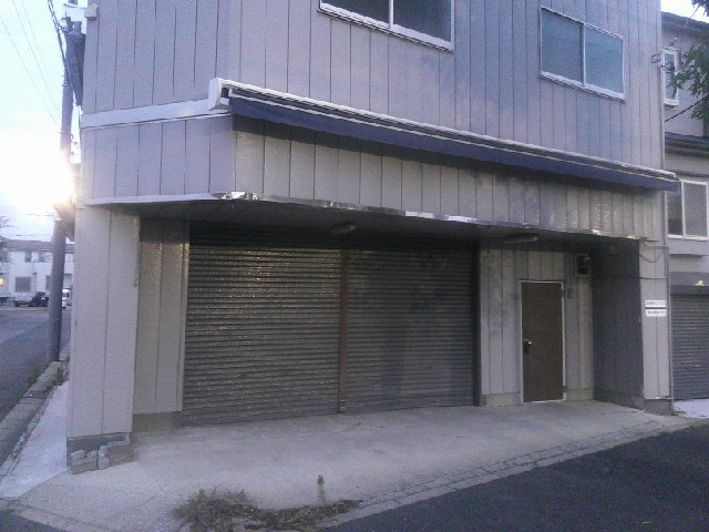 江戸川区鹿骨１丁目の倉庫の外観