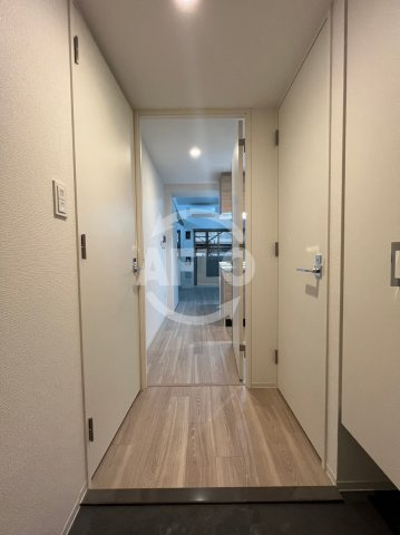 セレニテ中崎町リアンの玄関|セレニテ中崎町リアン　玄関