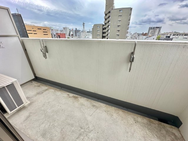 キャッスルコート博労町のバルコニー
