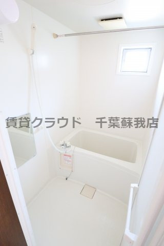 メゾンクレールの浴室|ゆったり過ごせるお風呂です