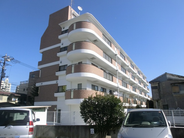 ソサエティコート　クラシックの外観|オシャレでしっかりしたマンションです。