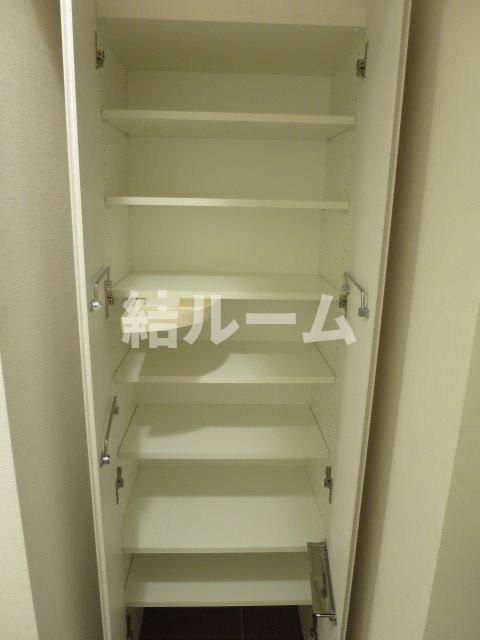 板橋区東新町１丁目の賃貸マンションの収納