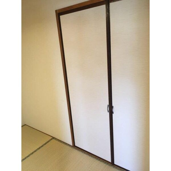 ソレーユよしのの和室