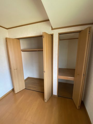 ハウスホールドの収納|たっぷりとした収納スペースです