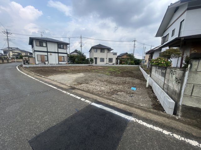 新築　高崎市阿久津町1期　１号棟の駐車場|現地写真　駐車スペースは並列2台6+1台分可能です！
