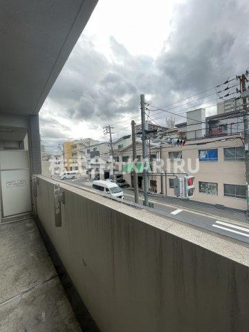 ラベニールのバルコニー