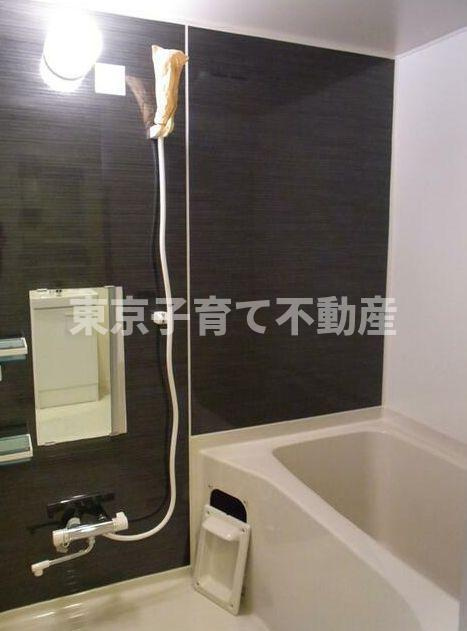 デュプレクス白山の浴室