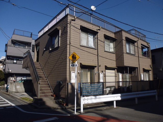 コーポ荻野の外観|志茂駅徒歩３分の物件です！