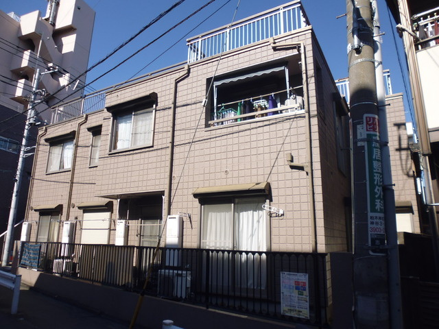 コーポ荻野の外観|とっても日当たりのいい建物ですよ♪