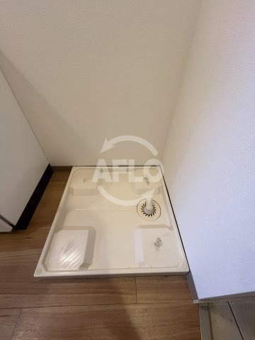 シャインビュー新大阪の洗面所|シャインビュー新大阪　洗濯パン