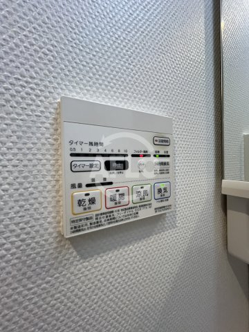 セイワパレス東三国駅前の洗面所|セイワパレス東三国駅前　浴室乾燥機