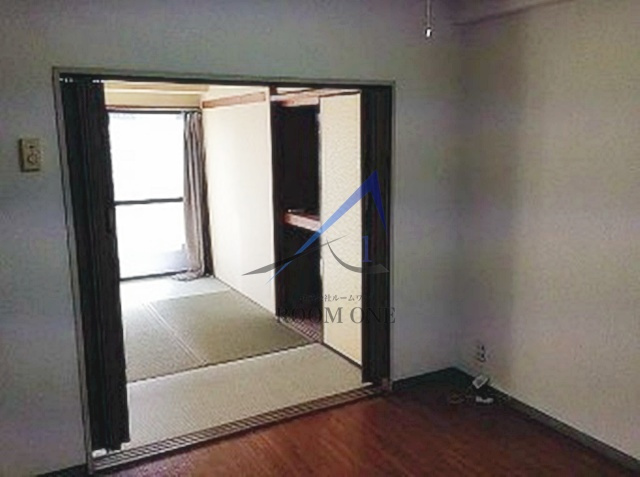 池田マンションの居間・リビング|洋室のお部屋です。