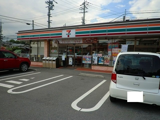 プラシードＫ　Ｂの周辺|セブンイレブン周南五月町店まで200m